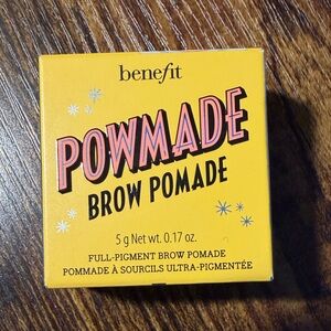 Benefit POWmade Brow Pomade